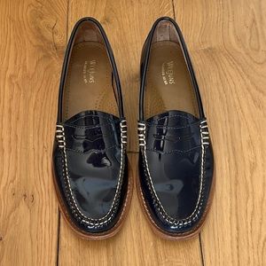 G.H. Bass Weejuns in Navy Size 6.5